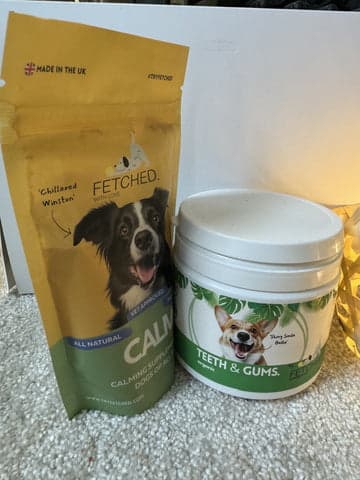 teeth cleaning and calming food topper powders